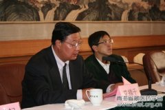 青海省藏医药学会会长艾措千在开幕式上的讲话