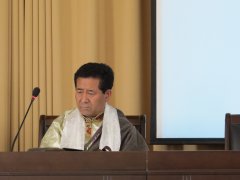 在青海省藏医院举办“四部医典”背诵仪式