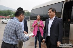 国家工商行政管理总局参观考察金诃藏药