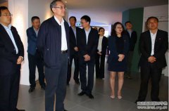 中国银保监会副主席曹宇视察金诃藏药